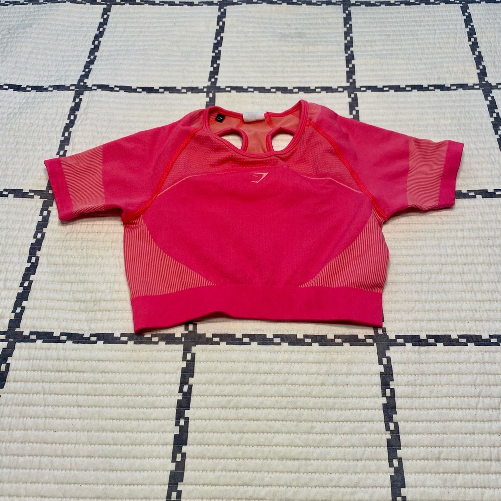 Medium Pink Gymshark Crop top